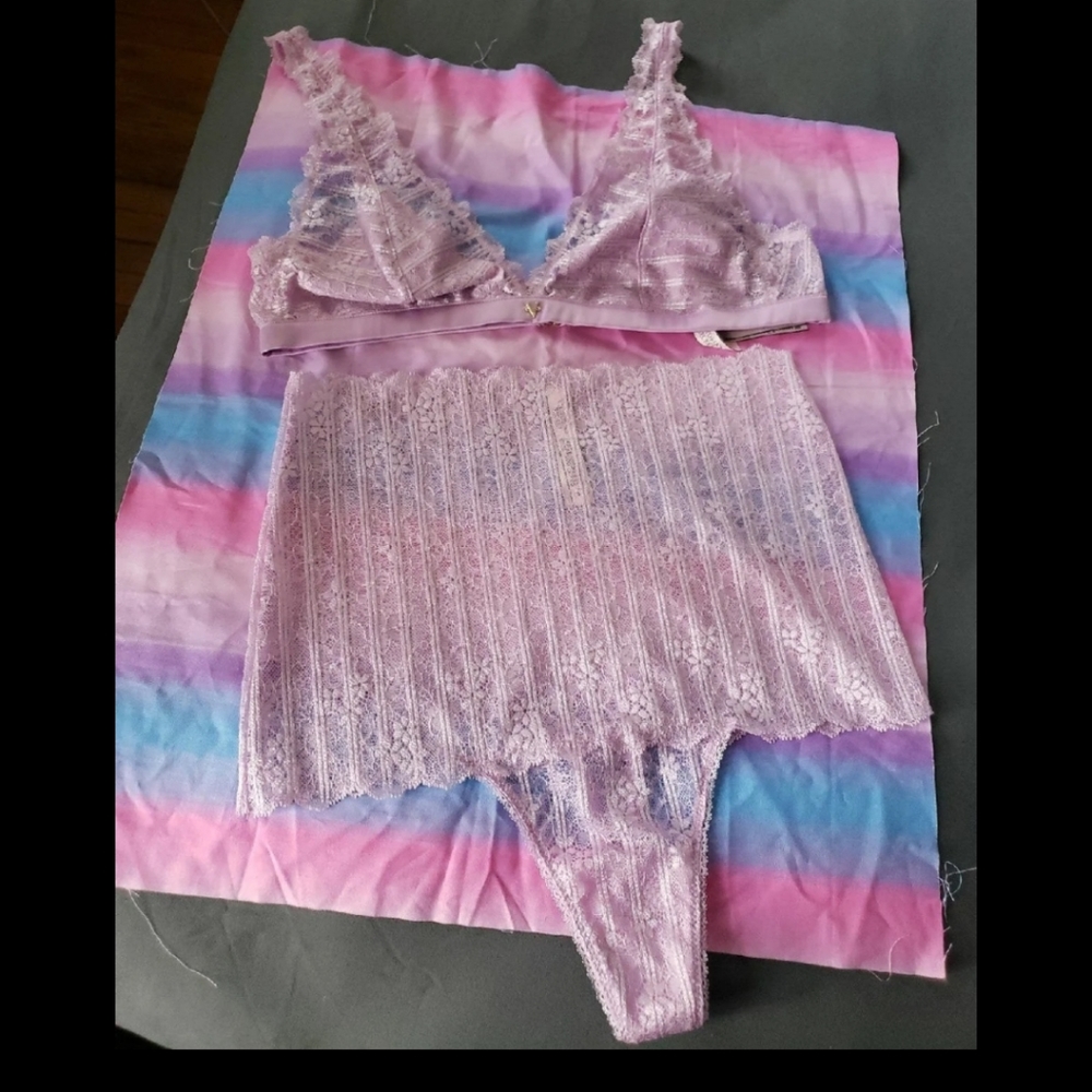 Victoria's Secret Bralette&Highwaisted Thong